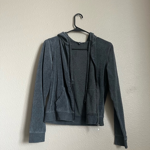 Grey Tracksuit - Picture 2 of 9